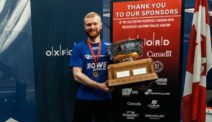 Joel Makin mit Pokal (Canadian Open 2023)